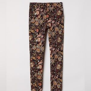 H&M Black Floral Cigarette Pants Size 8